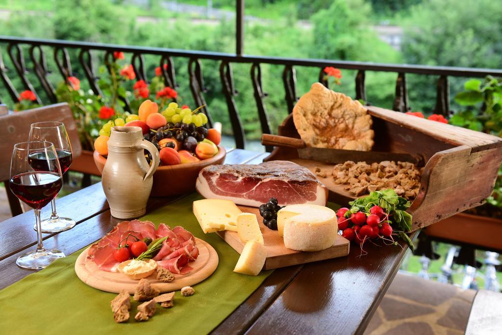River Hotel Post Chienes Ngoại thất bức ảnh